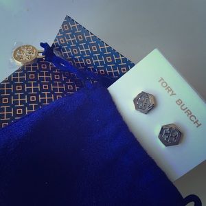 Tory Burch hexagon logo stud earrings (BRAND NEW)